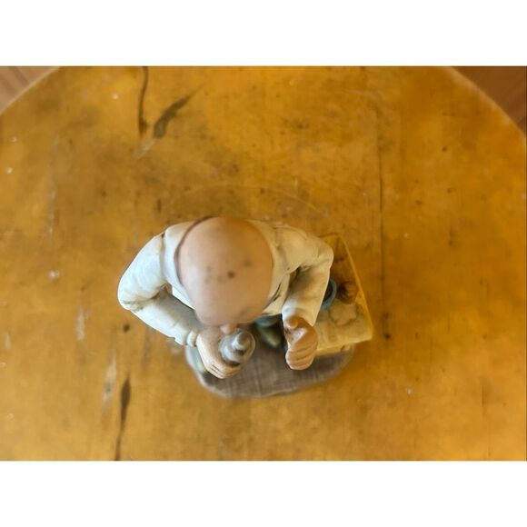 6" Vintage Doctor Figurine M.I. Made in Taiwan (5546) - Picture 5 of 6